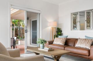 Peaceful Family Home: 4-Bed Pool Alfresco Dining - Albany Creek - 4