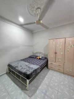 Kurma & Manggis Homestay 5BR - Paya Rumput - 6