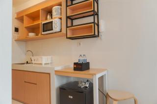 Cozy Living Studio (No Kitchen) Tokyo Riverside PIK 2 Apartment By Travelio - Rawalembang - 6