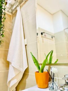 MOA SHORE - Exxy SUITES - Manila - 3