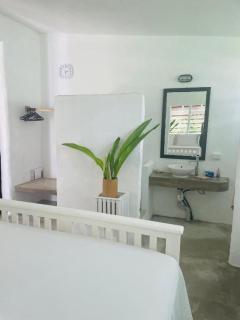 Banana Bay Beach Club - 4
