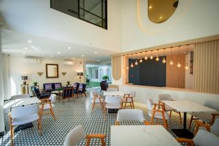 Eurana Boutique Hotel - 1