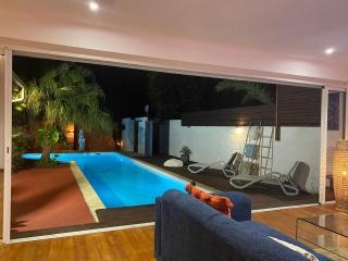 Gde villa luxe piscine, ping p,jacuzzi, baby foot, 5 chambres clim 11 pers - 4