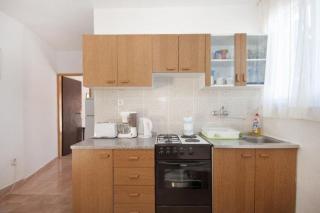 Apartments Mira -One Bedroom Apartment with Terrace and Sea View A1 - Splitska - 7