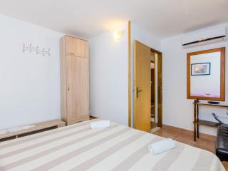 Apartments & Rooms Mihajica- Two Bedroom Apartment with Balcony and Sea View - Cavtat - 2