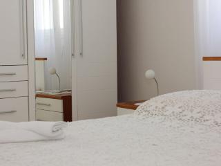 Holiday House Granny Mary - Two Bedroom Holiday Home ST - Sutivan - 3