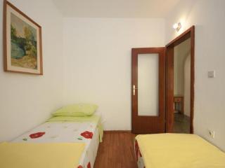 Apartments Kalajzic - Two Bedroom Apartment with Garden and Terrace A2 ST - Pučišća - 2