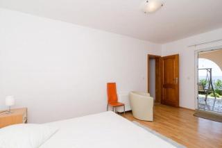 Apartments Plavac Mali- Superior One Bedroom Apartment with Terrace and Sea View - Potomje - 3