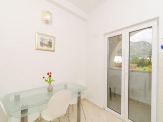 Apartments & Rooms Bari i - Studio Apartment with Balcony and City View First Floor -APT 10 - 0