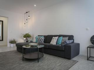 Apartments Marti - Three Bedroom Apartment with Balconies and Sea View - ST - 7