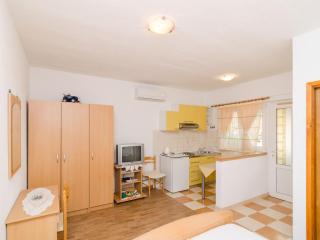 Apartments Skurla - Studio Apartment with Terrace A1 uti - Saplunara - 7