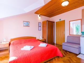 Apartments Mali Paradiso - Comfort Studio Apartment with Balcony and Pool View A2 - 6