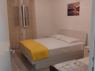 Apartments Seagull - Two Bedroom Apartment with Balcony Grozdana - Postira - 4
