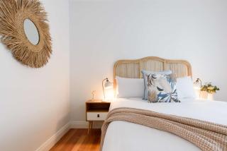 Stylish Escape with Sea Breezes & Comfort - Bridport - 4