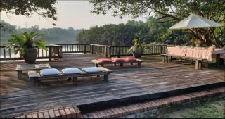 Bungalow by The River - Kampong Chabang Pasir - 1
