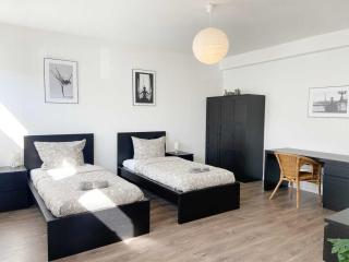 Modern & Chic Apartments with Terrace or Balcony - Neuss - 4