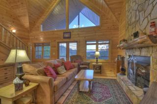 Sweet Seclusion Firepit king suite serene outdoor spaces - Mineral Bluff - 9