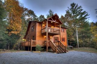 Castle Creek Hot tub nearby creek gas fireplace - Cherry Log - 6