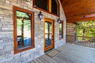 Whiskey Woods - Newly built cabin with fireplace wifi and more - Mineral Bluff - 1