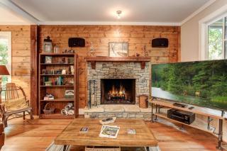Stars Align Cottage - Relaxing Hot Tub Comfy Outdoor Seating More - Afton - 9