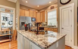 Deer Valley - Soak in the Hot Tub Sip Wine Fireside Play Golf - Marblehill - 1