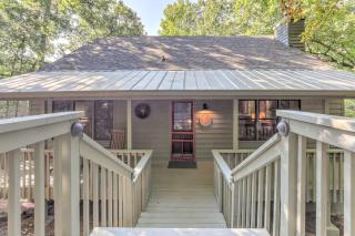 Reel Bliss Cabin - Cozy rustic interiors Wifi fireplace and lake access - Marblehill - 8