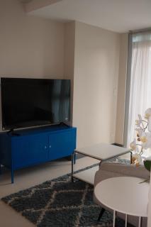 Uptown Suites-Aesthetic Chic 2 Bedroom Apartment in Uptown Parksuites BGC - Manila - 7