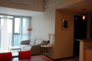 Uptown Suites-Aesthetic Chic 2 Bedroom Apartment in Uptown Parksuites BGC - Manila - 8