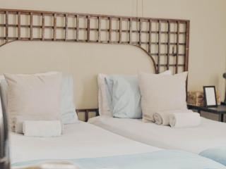 Kate's Nest Guesthouse & Backpackers - 1