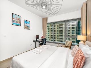 New Burj Khalifa & Fountain Views & Work station - 9