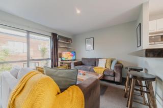 Quaint Worcester Quarters - 3BR Delight - Christchurch - 6