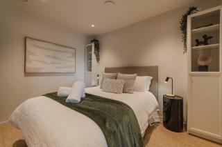 Penthouse Perfection - 2BR Elegance on Worcester St - Christchurch - 7