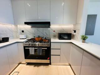 Spacious 1br Apartment With Big Balcony In Jvc - Dubai - 5