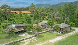 ขนอมลั่นทุ่งรีสอร์ท&คาเฟ่ - Khanom - 6