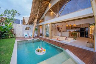 NEW! 2BR Magic Bamboo Villa - Kerobokan - 9