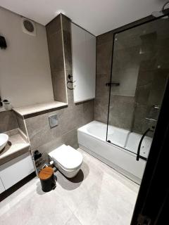 Entire rental unit in zed park Sheikh Zayed - Sheikh Zayed - 3