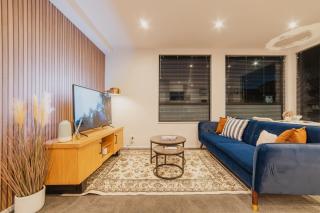 Cashel Grandeur - Luxurious 4-Bedroom Home - Christchurch - 4