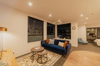 Cashel Grandeur - Luxurious 4-Bedroom Home - Christchurch - 3