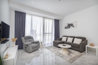 Chic 1Bedroom Apartment Perfect Blend of Style and Comfort - Dubai - 1