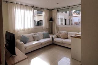 Peral 32 - Baix amb Pàrquing - 0