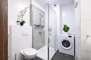 Golden Apartments/Op25 - 1