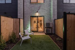 The Perfect City Nook - Designers Delight - 0