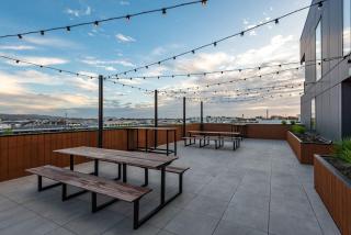 Luxury Life Galore - Sleeps 4 - 3