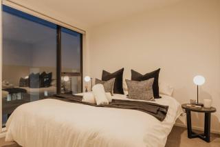 Bright & Airy on Tuam - 2Bedroom Apartment - Christchurch - 9