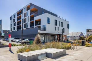 Serene Spaces on Tuam - 2 Bedroom Apartment - 6