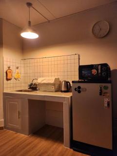 ThePeachRoomที่พักใกล้อิมแพคเมืองทอง เตียงควีนไซส์ - Nonthaburi - 7