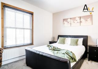 Chic Two-Bedroom House - Central, Garden, Fast Wi-Fi, Perfect for Business Travellers By AV Hughes Properties - Northampton - 7