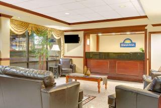 Days Inn by Wyndham Towson - Towson - 7