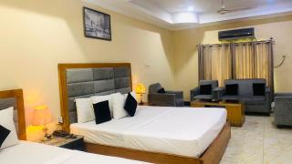 The King Hotel - Multan - 9