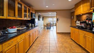 Best Western Plus Country Meadows Inn - Aldergrove - 4